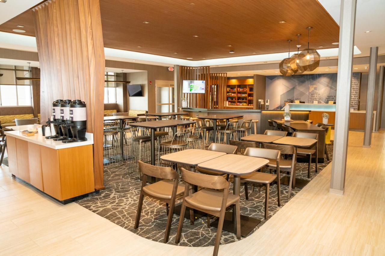 Springhill Suites By Marriott Woodbridge Εξωτερικό φωτογραφία